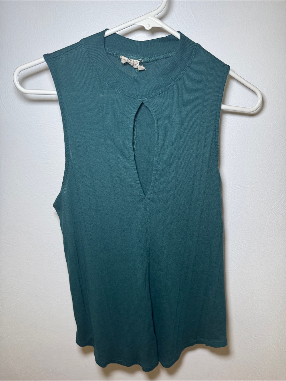 FP free people Sleeveless Keyhole Top - Teal